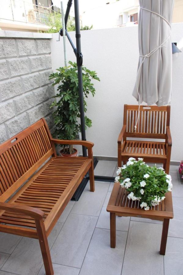Esperia B&B Oliveri Bagian luar foto
