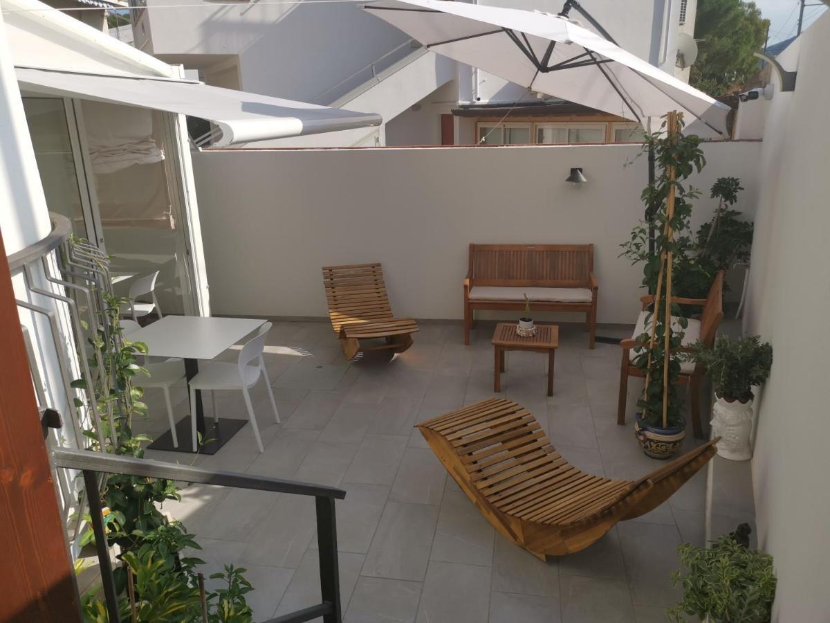 Esperia B&B Oliveri Bagian luar foto