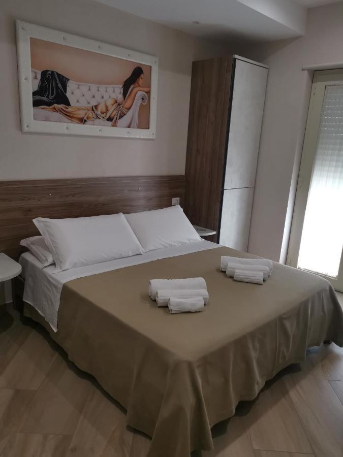 Esperia B&B Oliveri Bagian luar foto