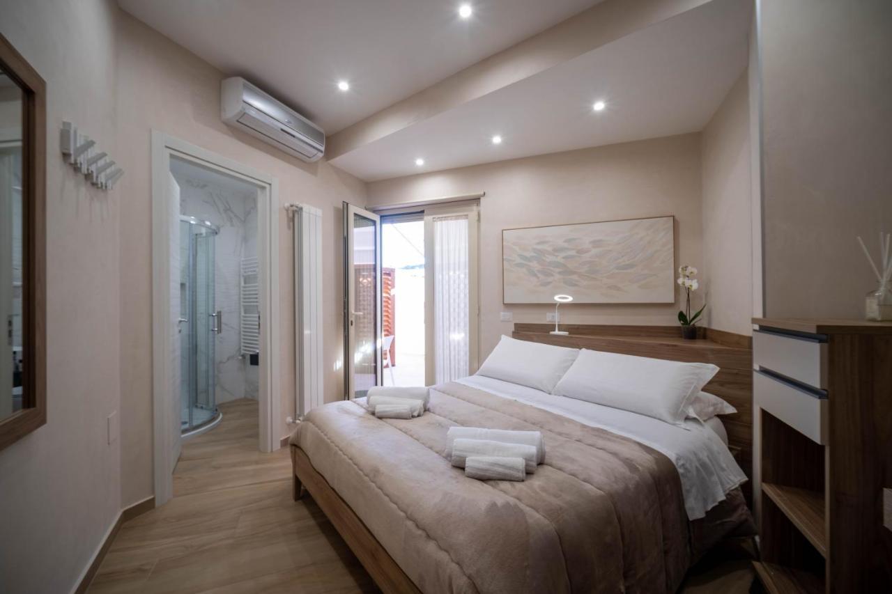 Esperia B&B Oliveri Bagian luar foto